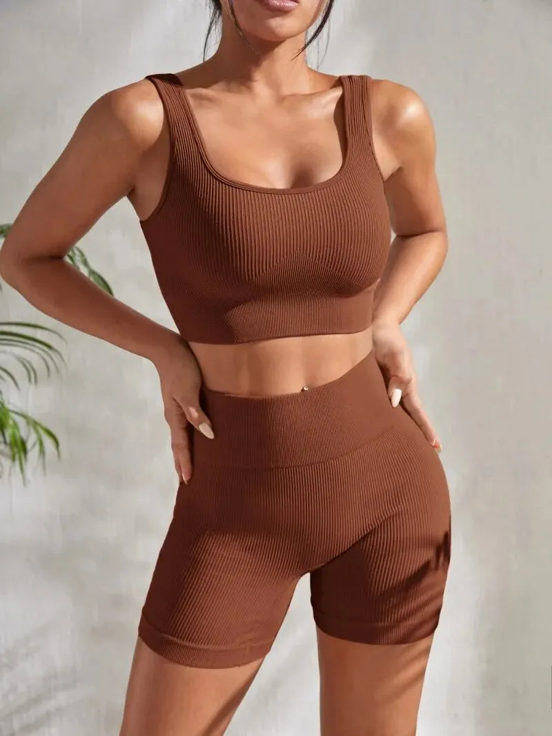 Conjunto de Yoga Ribbed Seamless – Estilo Contornante e Alta Performance
