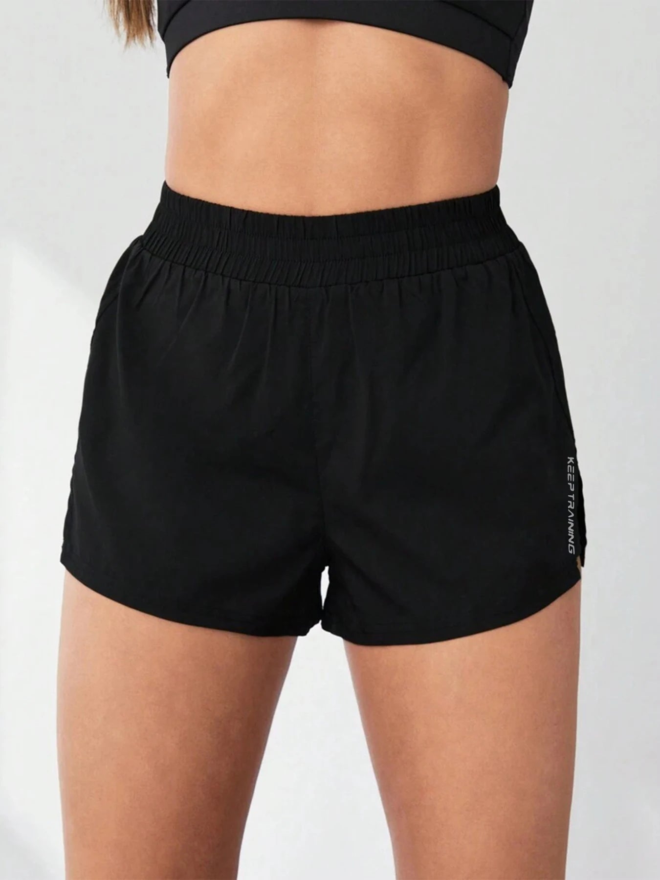 Calções UA33 Casual Slim Fit – Elegância e Conforto para a Primavera/Verão